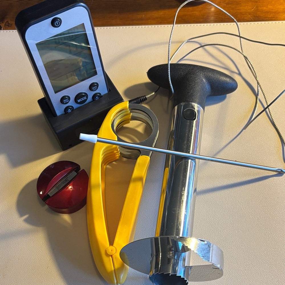 Meat thermometer, Banana slicer, pineapple core slicer, and wine cutter